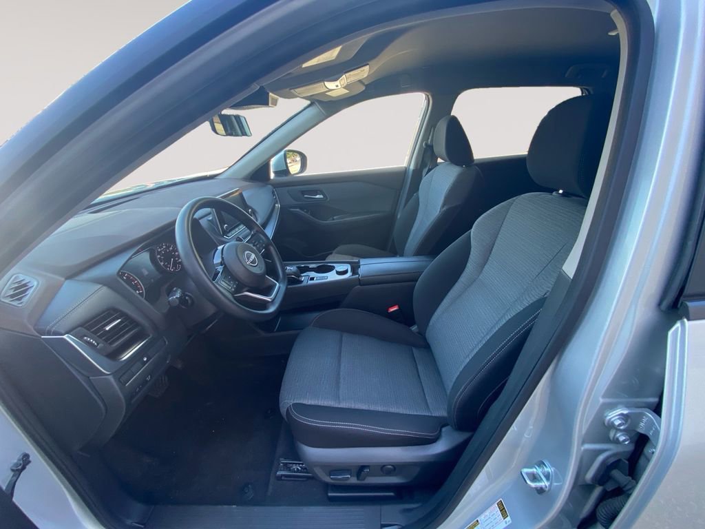 Used 2023 Nissan Rogue SV AWD/4WD image 9