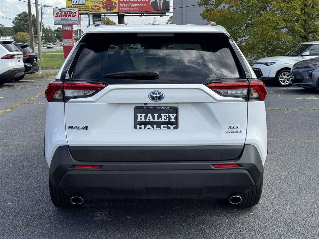 Used 2024 Toyota RAV4 XLE image 21