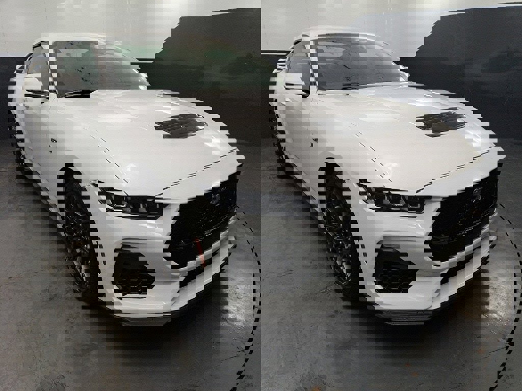 Used 2024 Ford Mustang GT Premium w/ GT Performance Package image 1