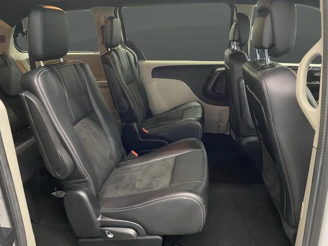Used 2019 Dodge Grand Caravan SXT image 30