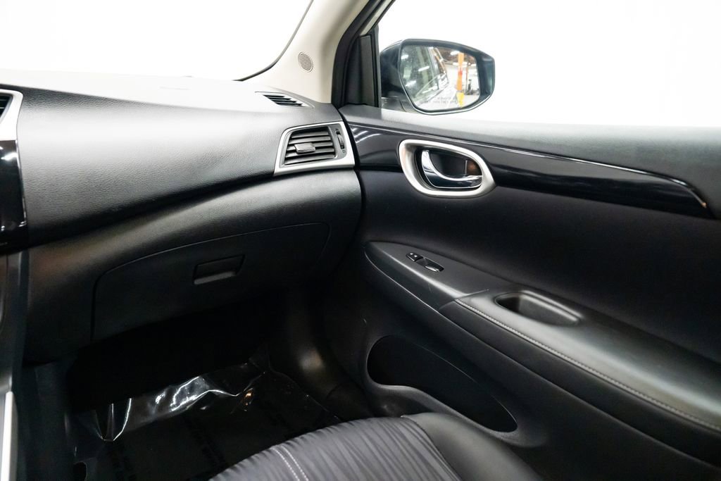 Used 2017 Nissan Sentra SV FWD image 10