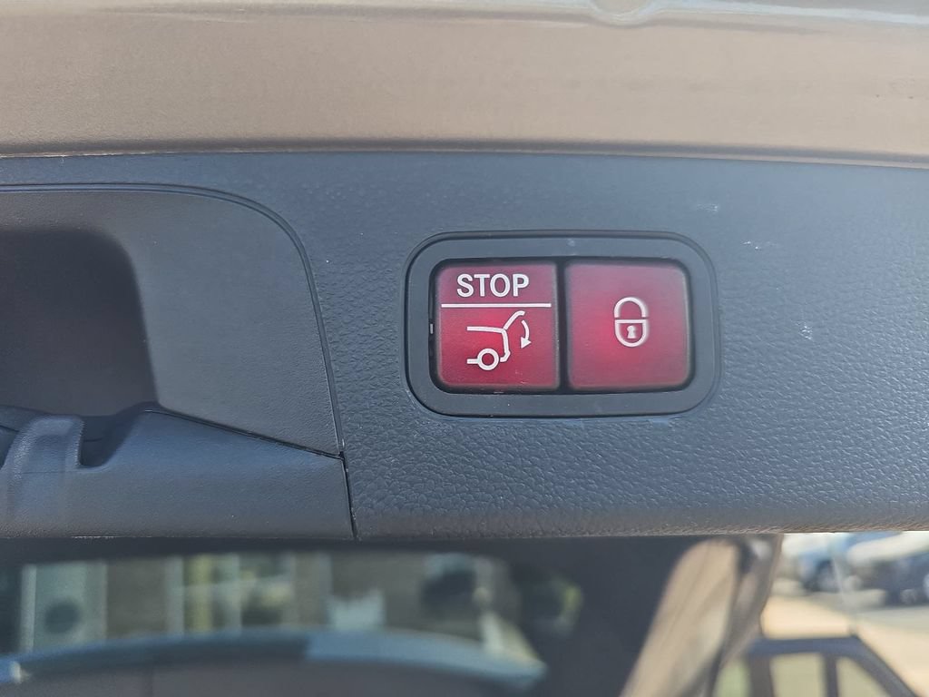 Used 2019 Mercedes-Benz GLC 43 AMG 4MATIC image 13