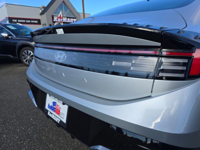 Used 2025 Hyundai Sonata SEL FWD image 17