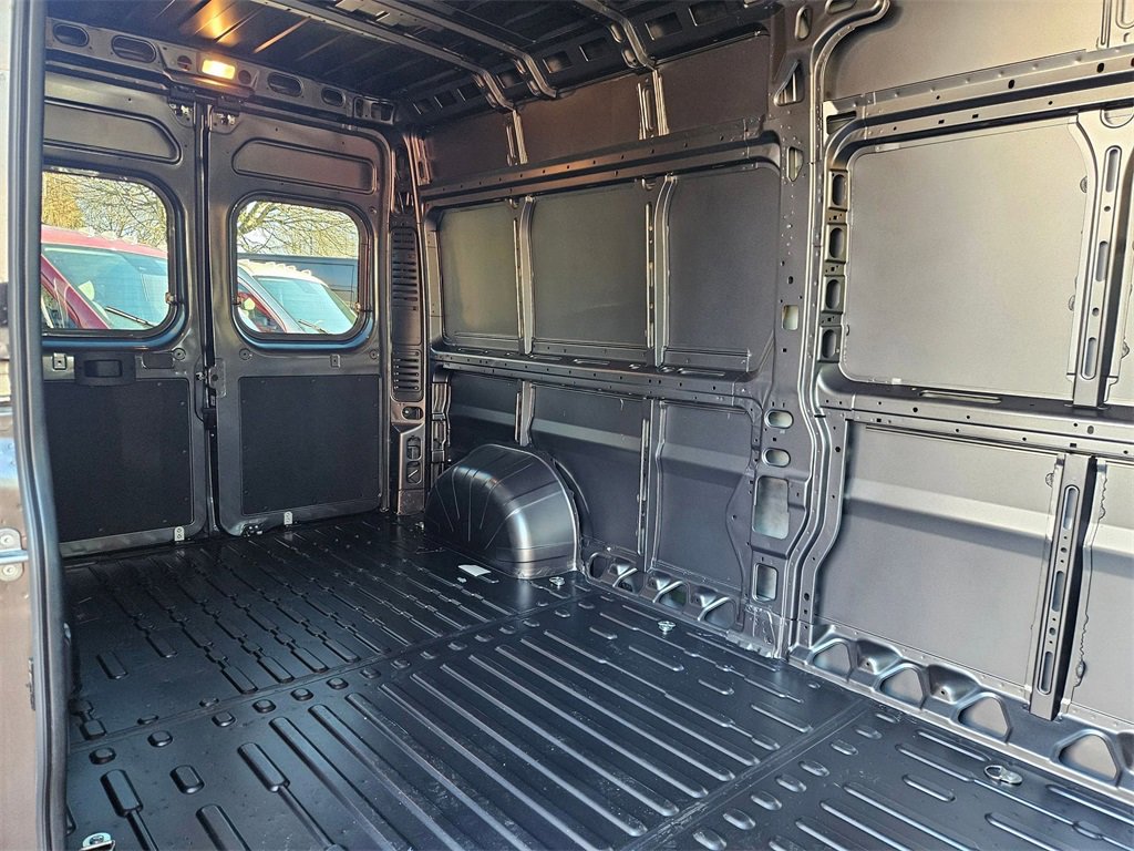 New 2026 RAM ProMaster 2500 image 17