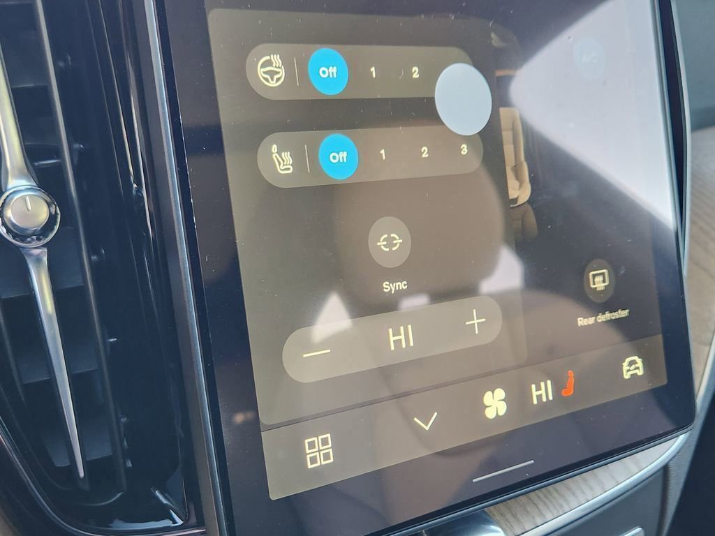 New 2026 Volvo XC60 B5 Plus w/ Protection Package Premier image 14