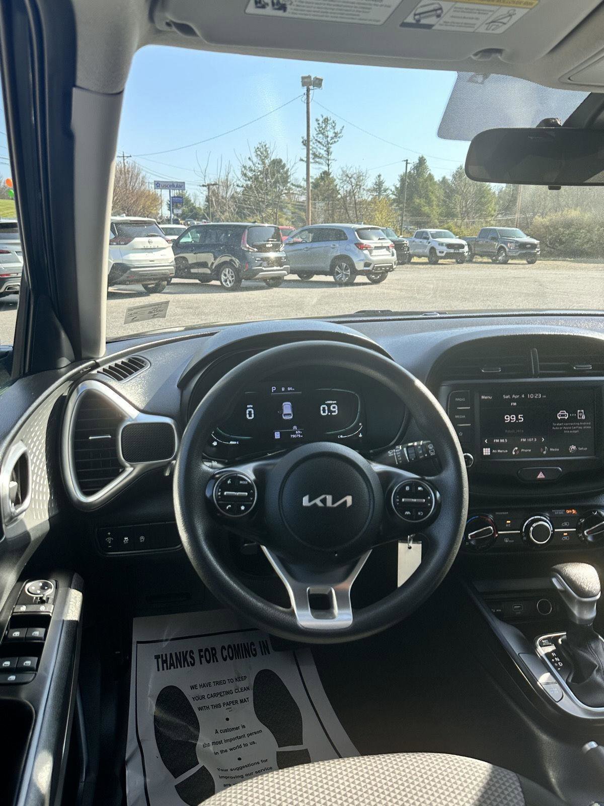 Used 2023 Kia Soul LX w/ Option Group 015 FWD image 10
