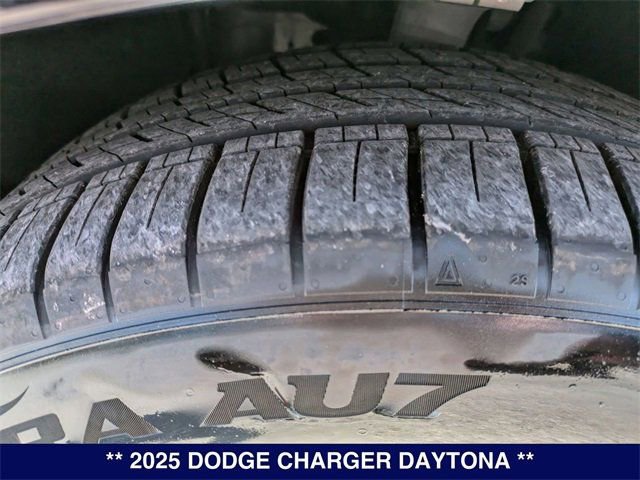 Used 2025 Dodge Charger Daytona R/T w/ Quick Order Package 25M R/T AWD/4WD image 31