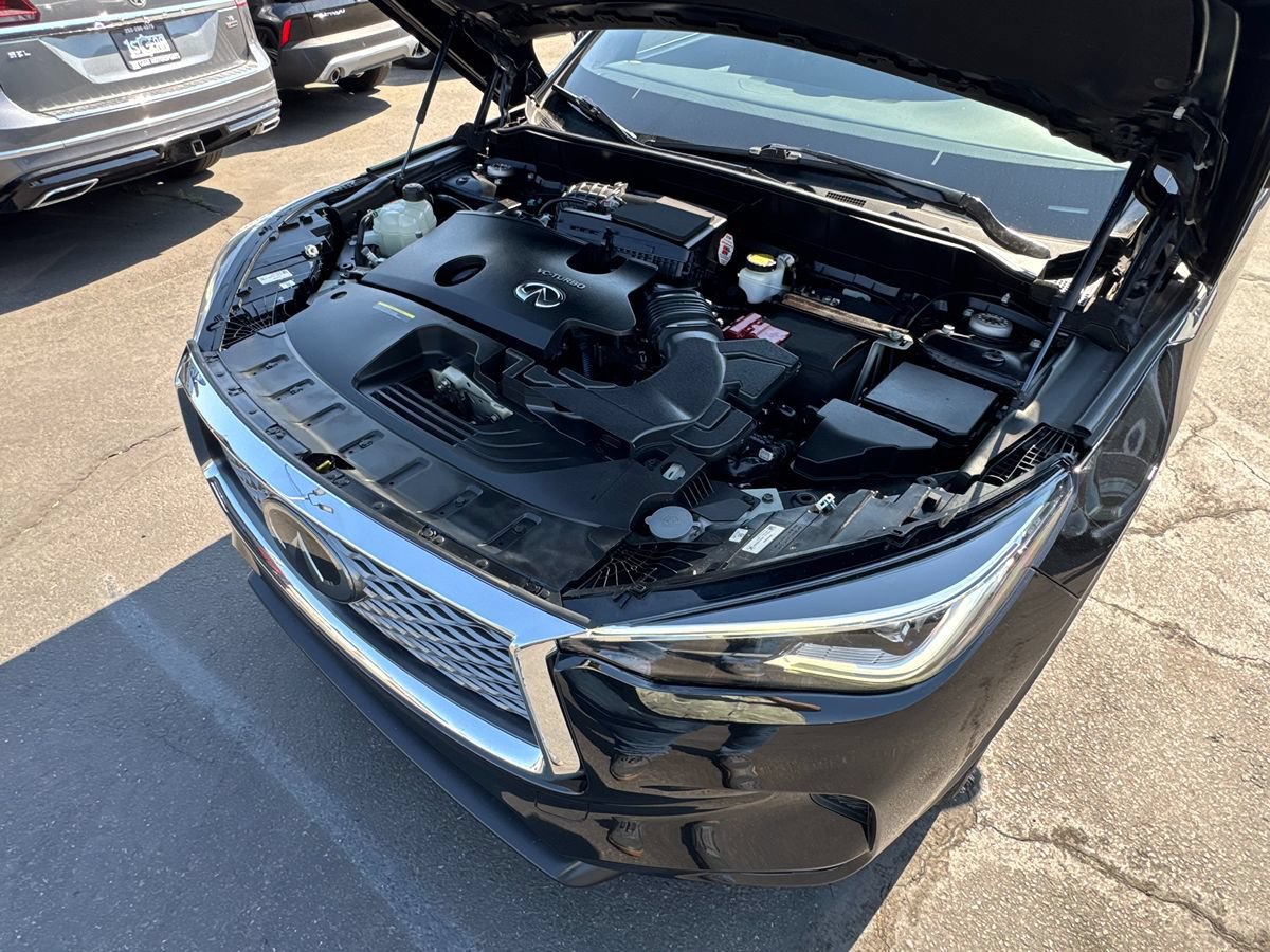 Used 2019 INFINITI QX50 Essential w/ Sensory Package AWD/4WD image 35