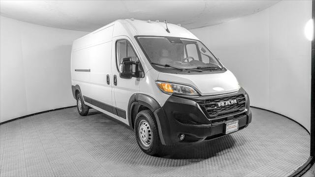 Used 2025 RAM ProMaster 2500 w/ Convenience Group FWD image 8