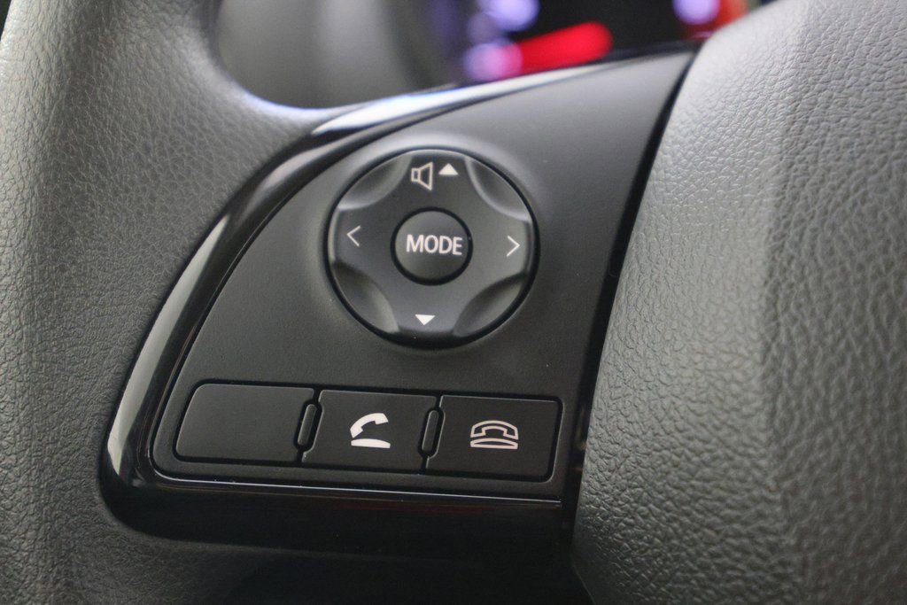 Used 2025 Mitsubishi Eclipse Cross ES image 17