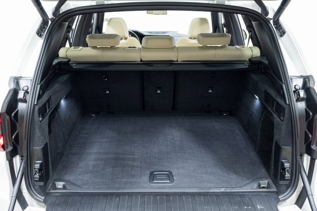 Used 2021 BMW X5 xDrive40i w/ Convenience Package image 11