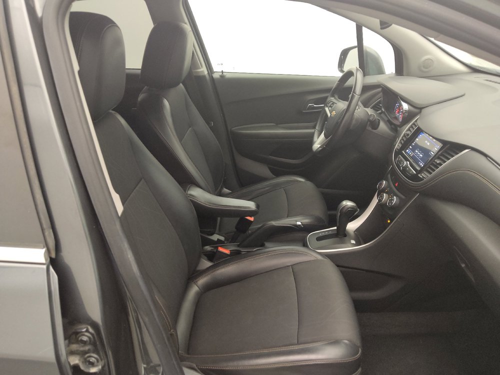 Used 2018 Chevrolet Trax LT w/ LT Convenience Package FWD image 21