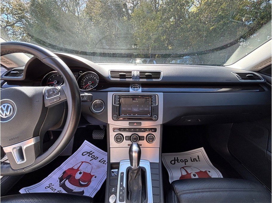 Used 2017 Volkswagen CC Sport image 11