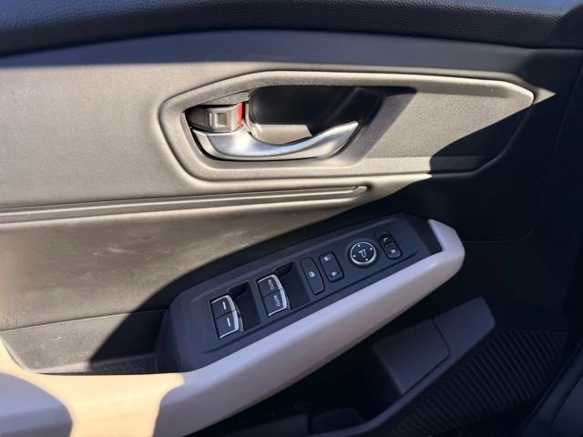 Used 2023 Honda Accord EX image 19