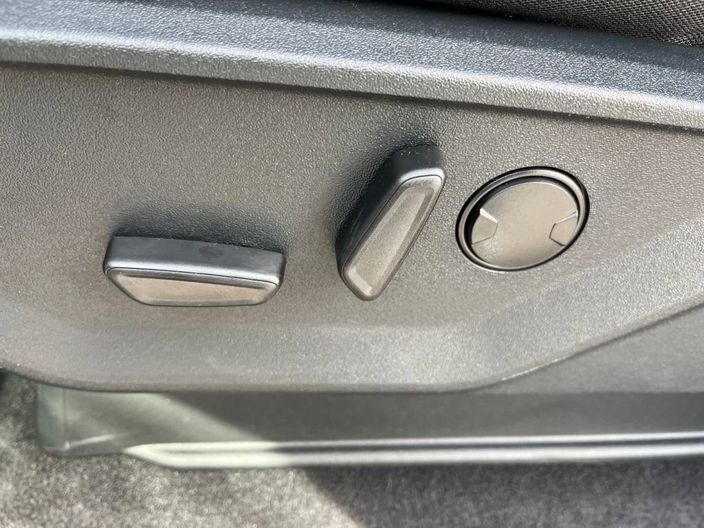 New 2026 Ford F150 XLT w/ Equipment Group 302A MID image 27