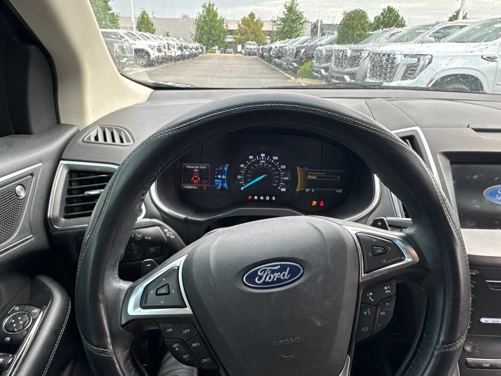 Used 2019 Ford Edge Titanium AWD/4WD image 17