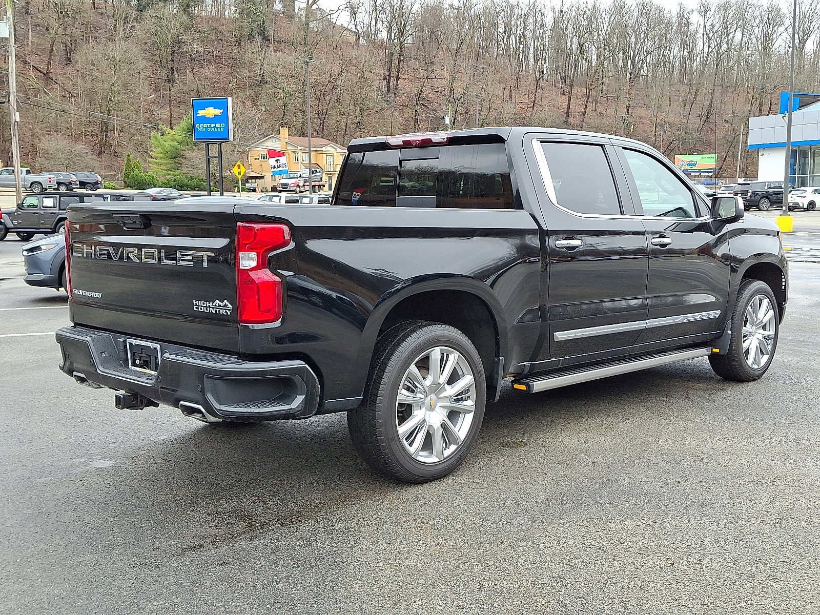 Used 2023 Chevrolet Silverado 1500 High Country w/ High Country Premium Package image 6