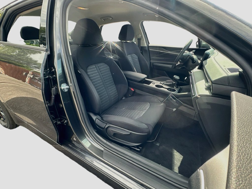 New 2026 Kia K5 LXS FWD image 25