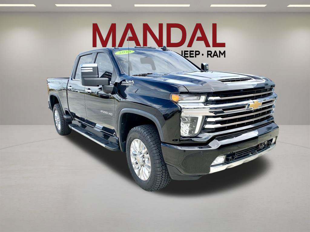 Used 2023 Chevrolet Silverado 2500 High Country w/ Technology Package AWD/4WD image 4