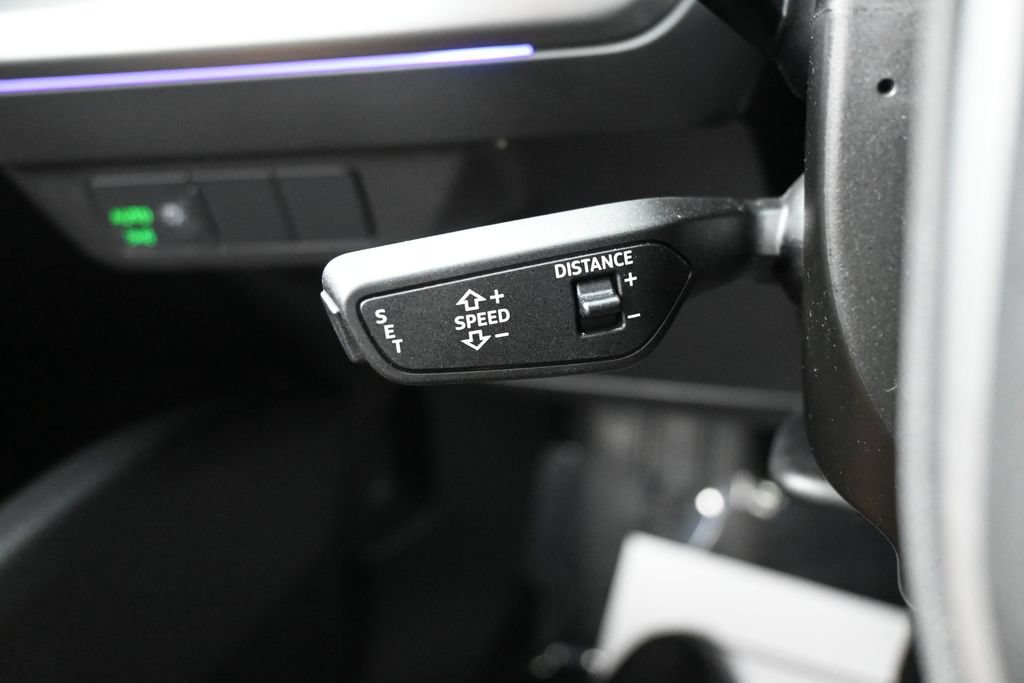 Used 2023 Audi Q4 e-tron Premium Plus AWD/4WD image 27