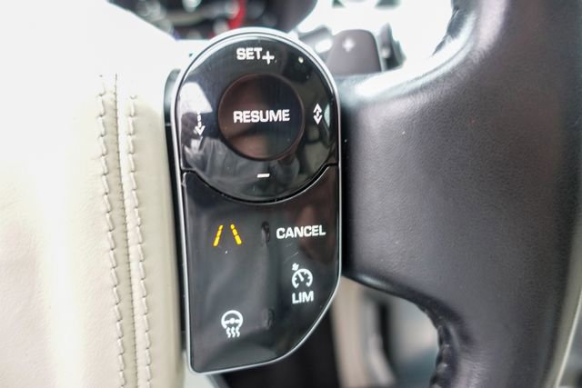 Used 2019 Land Rover Range Rover HSE image 14