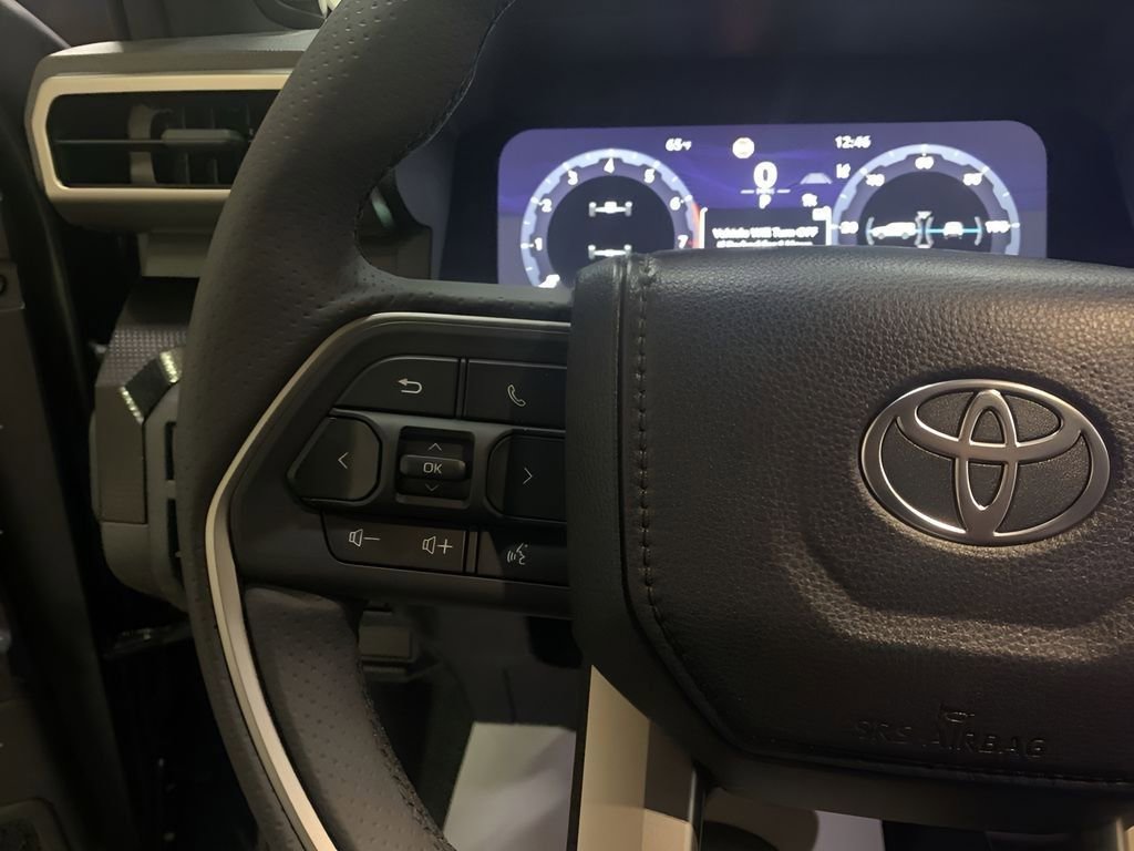 Used 2025 Toyota 4Runner Limited image 24