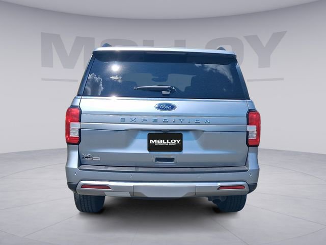 Used 2024 Ford Expedition XLT image 4