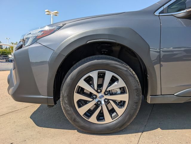 Certified 2024 Subaru Outback Premium AWD/4WD image 11