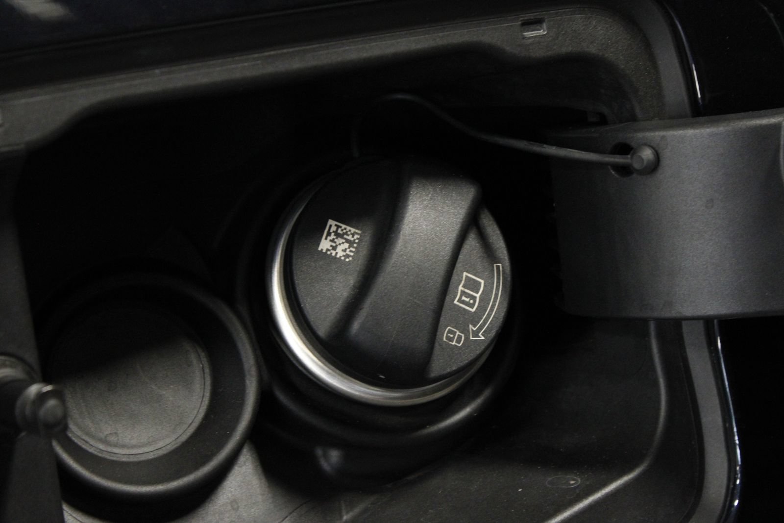 Used 2024 BMW ALPINA XB7 AWD/4WD image 45