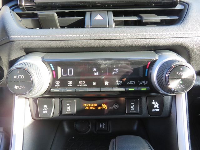 Used 2019 Toyota RAV4 XLE w/ Convenience Package image 25