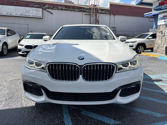 Used 2018 BMW 750i xDrive AWD/4WD image 5