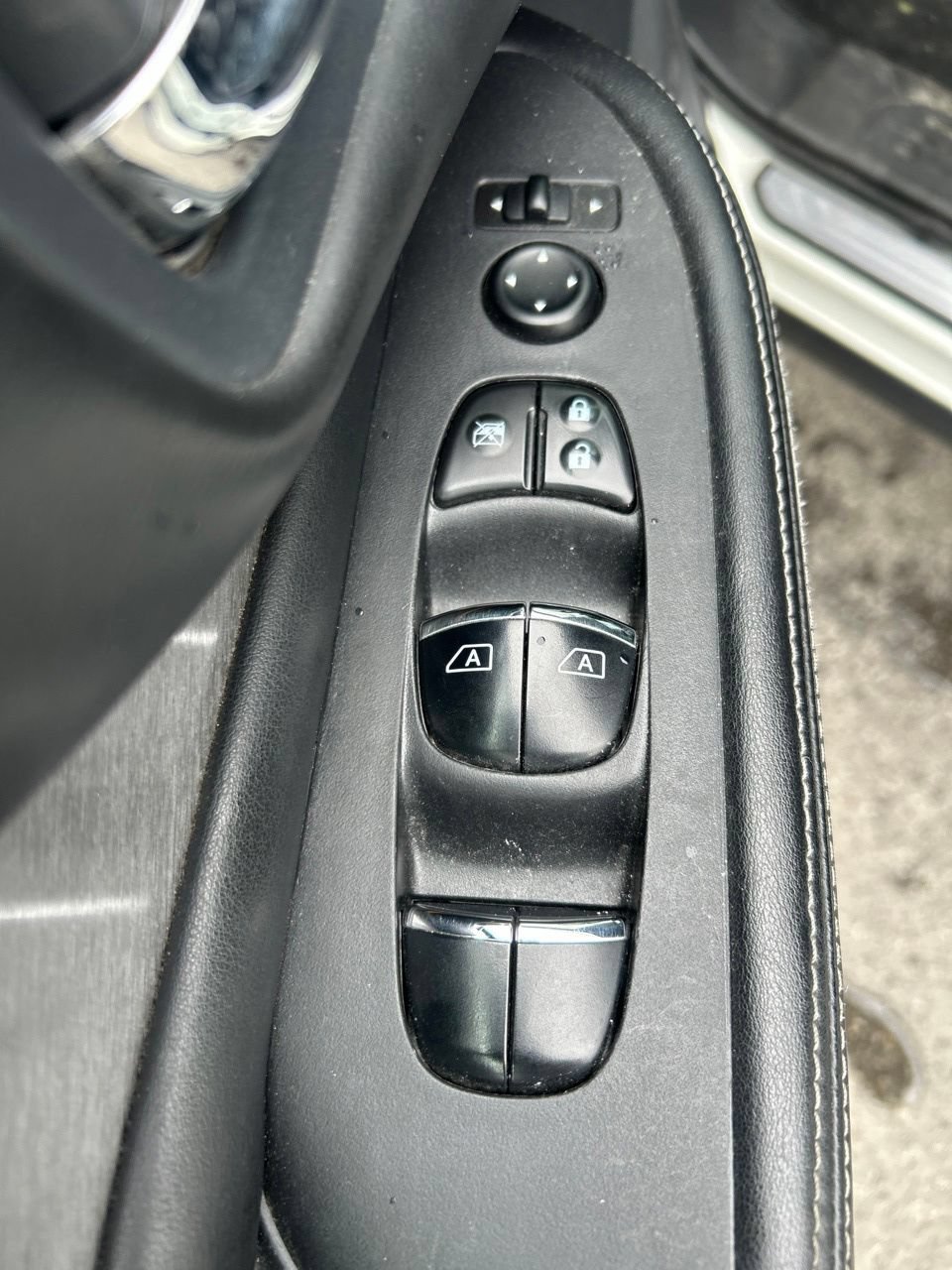 Used 2019 Nissan Murano SL AWD/4WD image 16