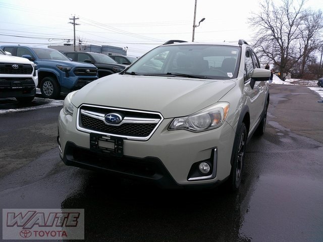 Used 2016 Subaru Crosstrek 2.0i Premium w/ Moonroof Package image 5