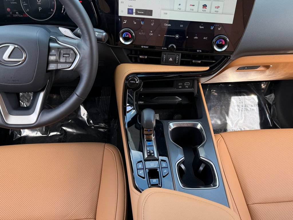 Certified 2025 Lexus NX 350 AWD w/ Accessory Package (Z2) image 13