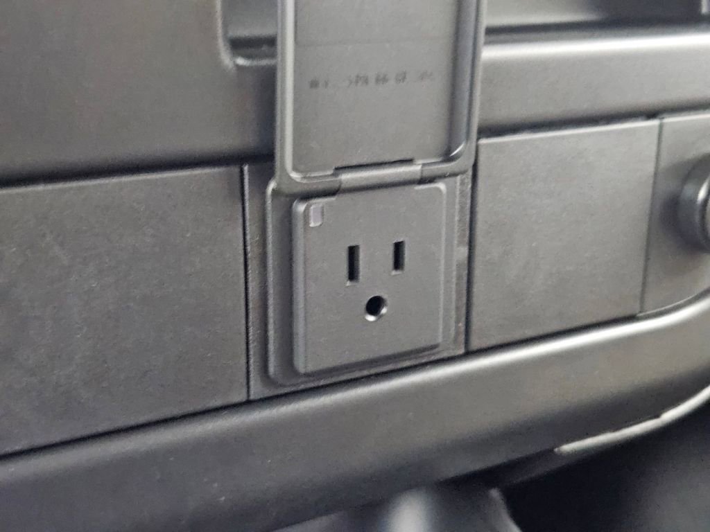 New 2025 Chevrolet Express 2500 Extended image 24