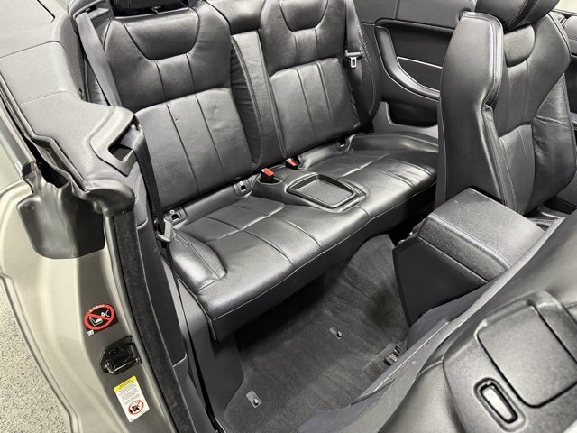 Used 2019 Land Rover Range Rover Evoque SE Dynamic image 12