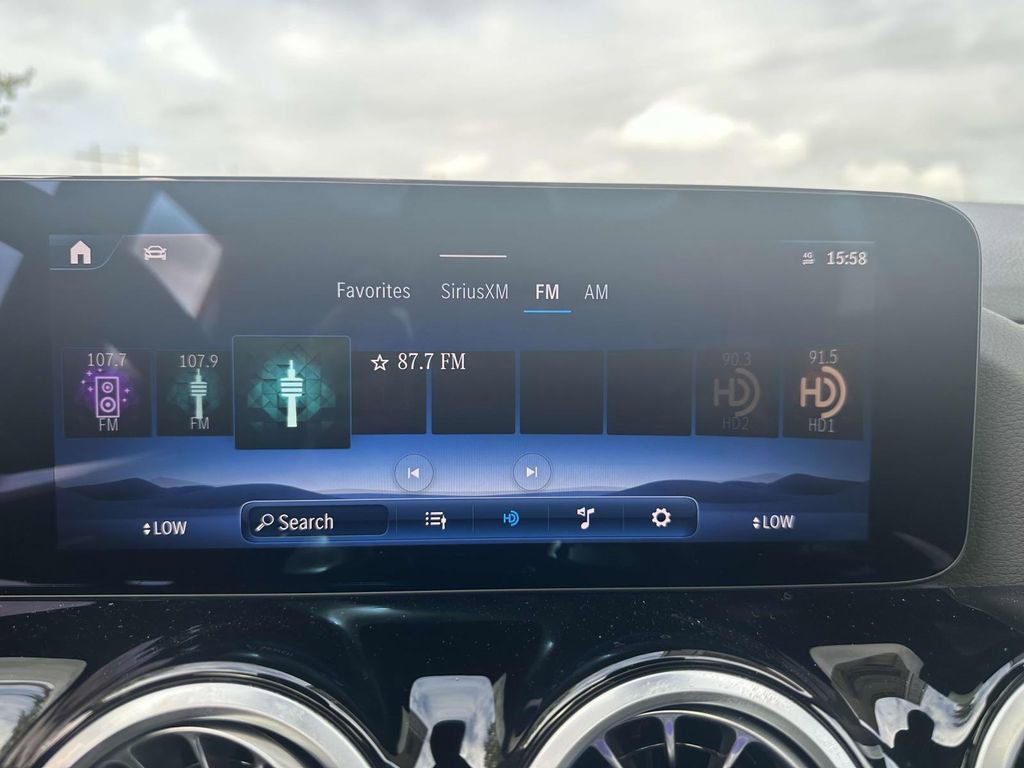 New 2025 Mercedes-Benz GLA 250 image 18