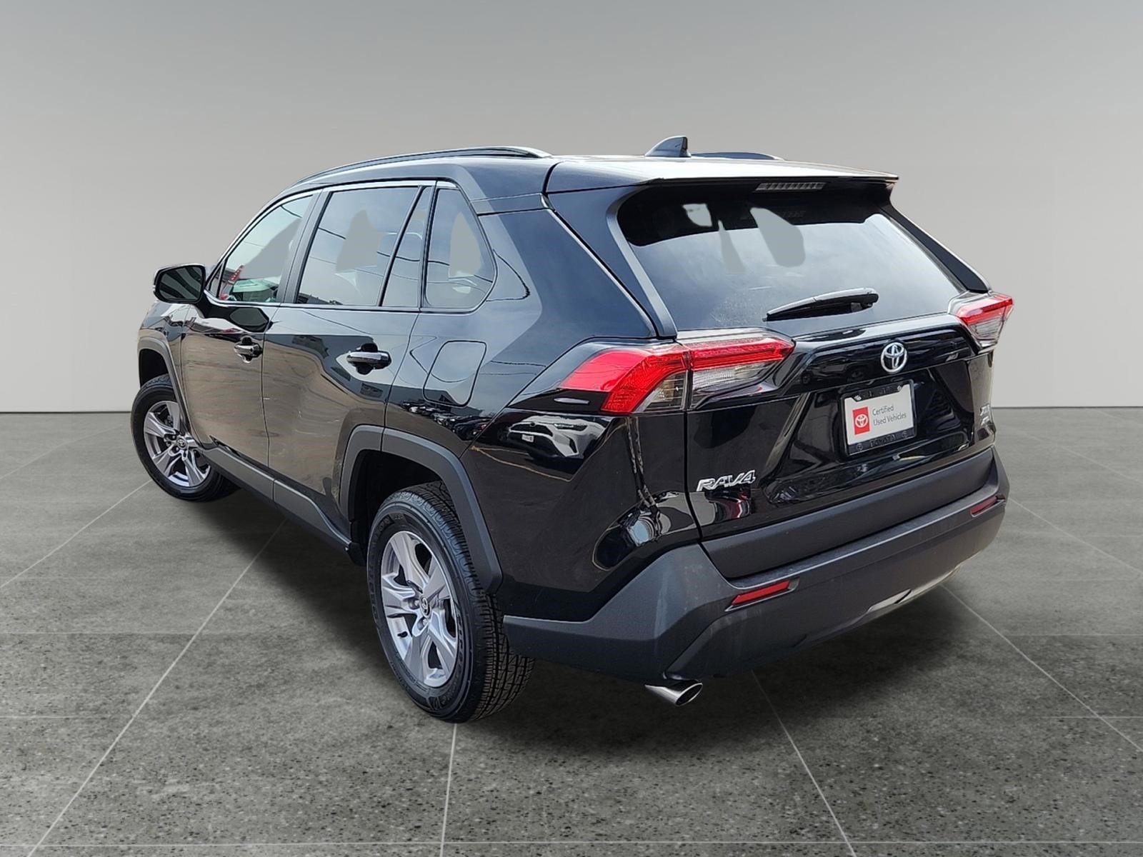 Certified 2025 Toyota RAV4 XLE AWD/4WD image 5