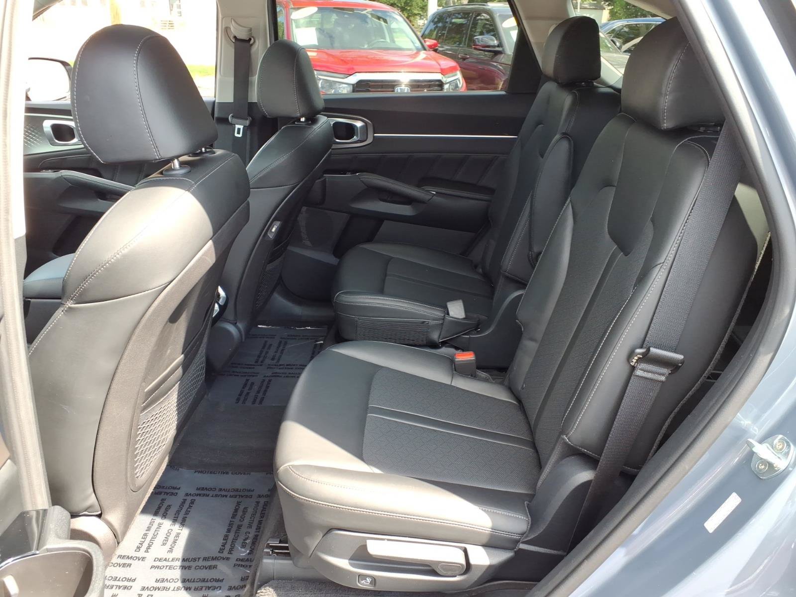 Used 2021 Kia Sorento SX AWD/4WD image 7