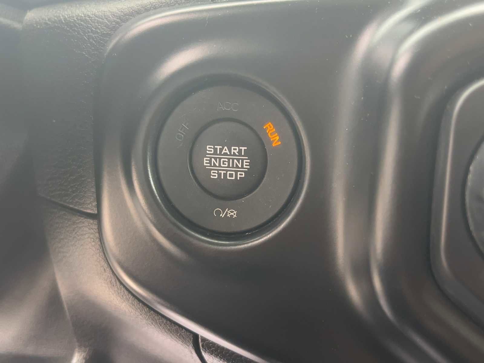 Used 2021 Jeep Wrangler Unlimited Sport AWD/4WD image 25