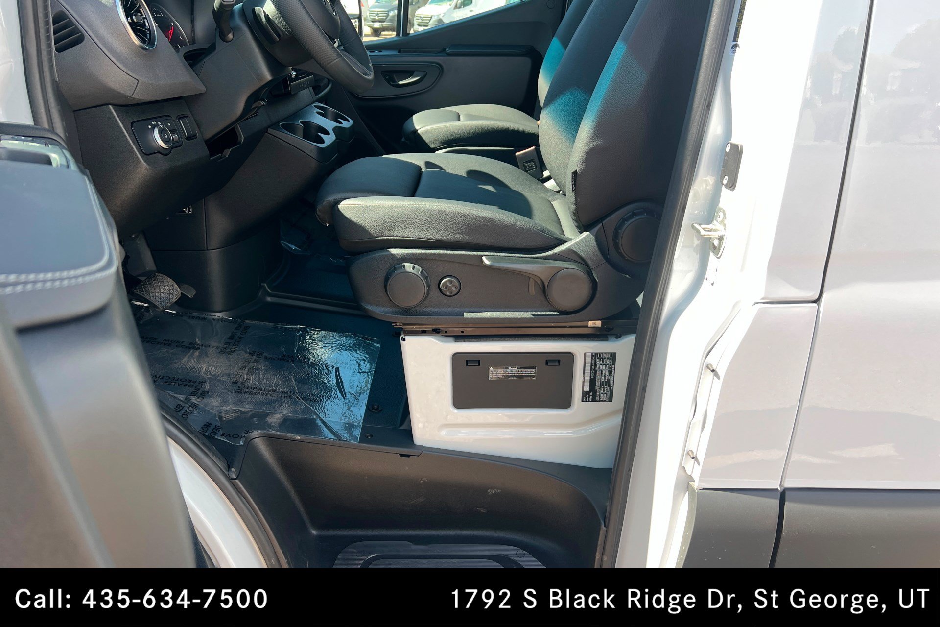 Used 2026 Mercedes-Benz Sprinter 2500 image 13