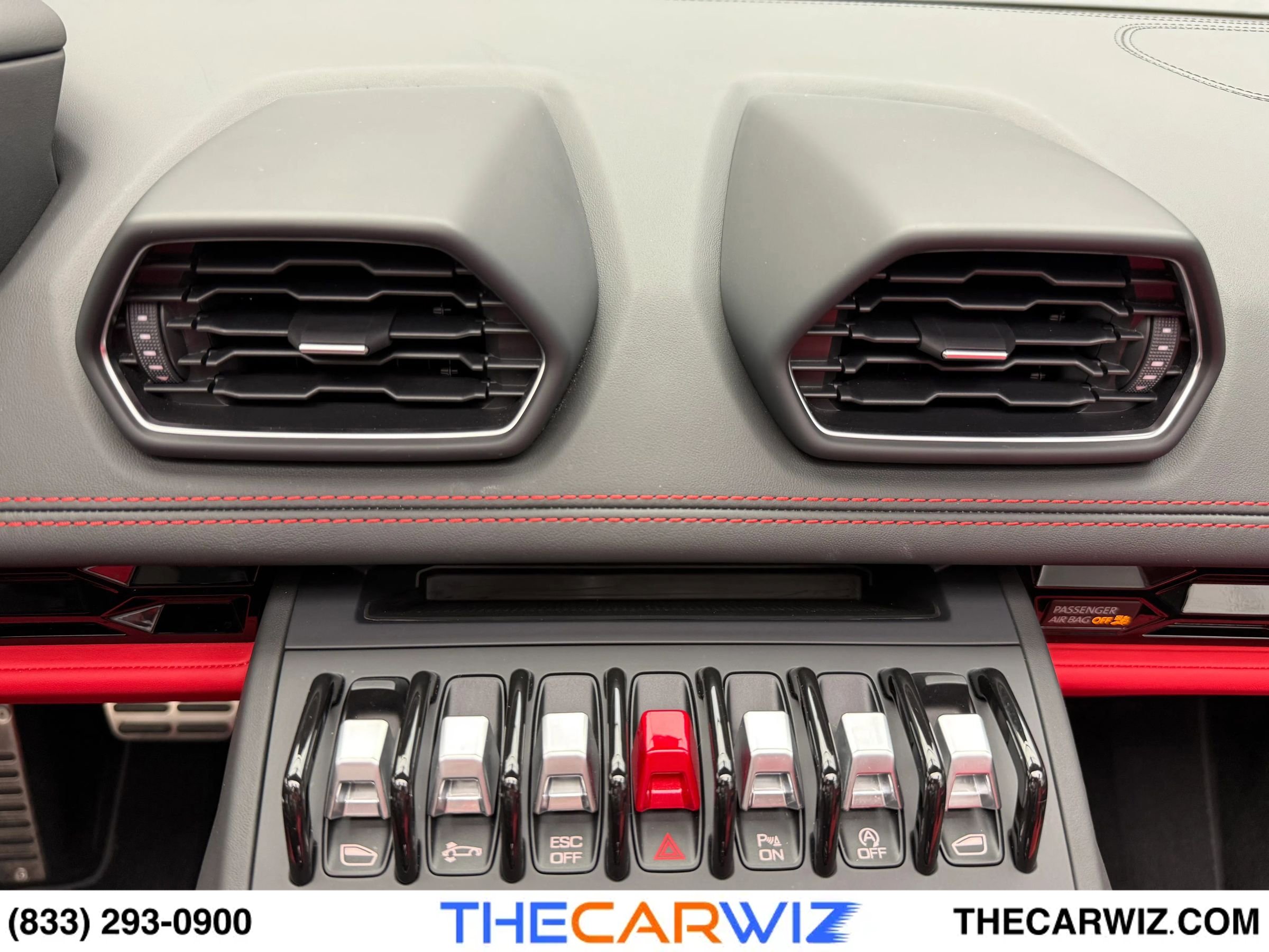 Used 2020 Lamborghini Huracan EVO image 70