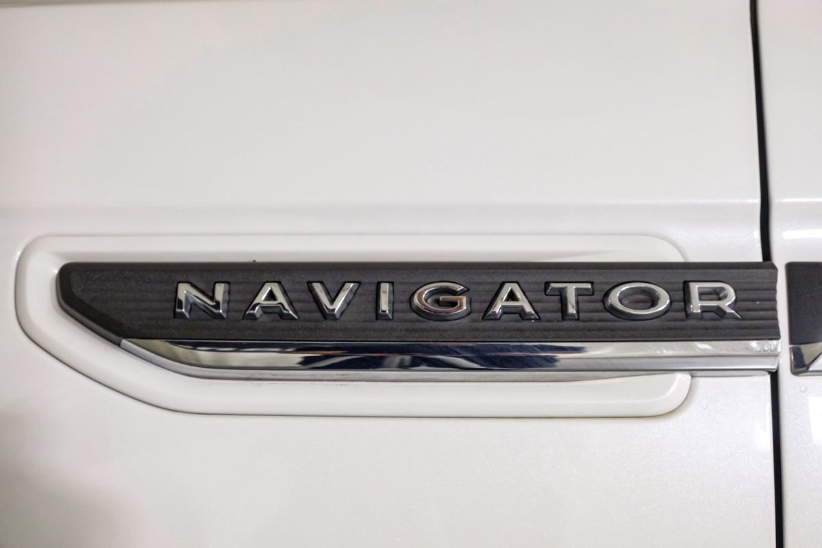 Used 2023 Lincoln Navigator L Reserve AWD/4WD image 45