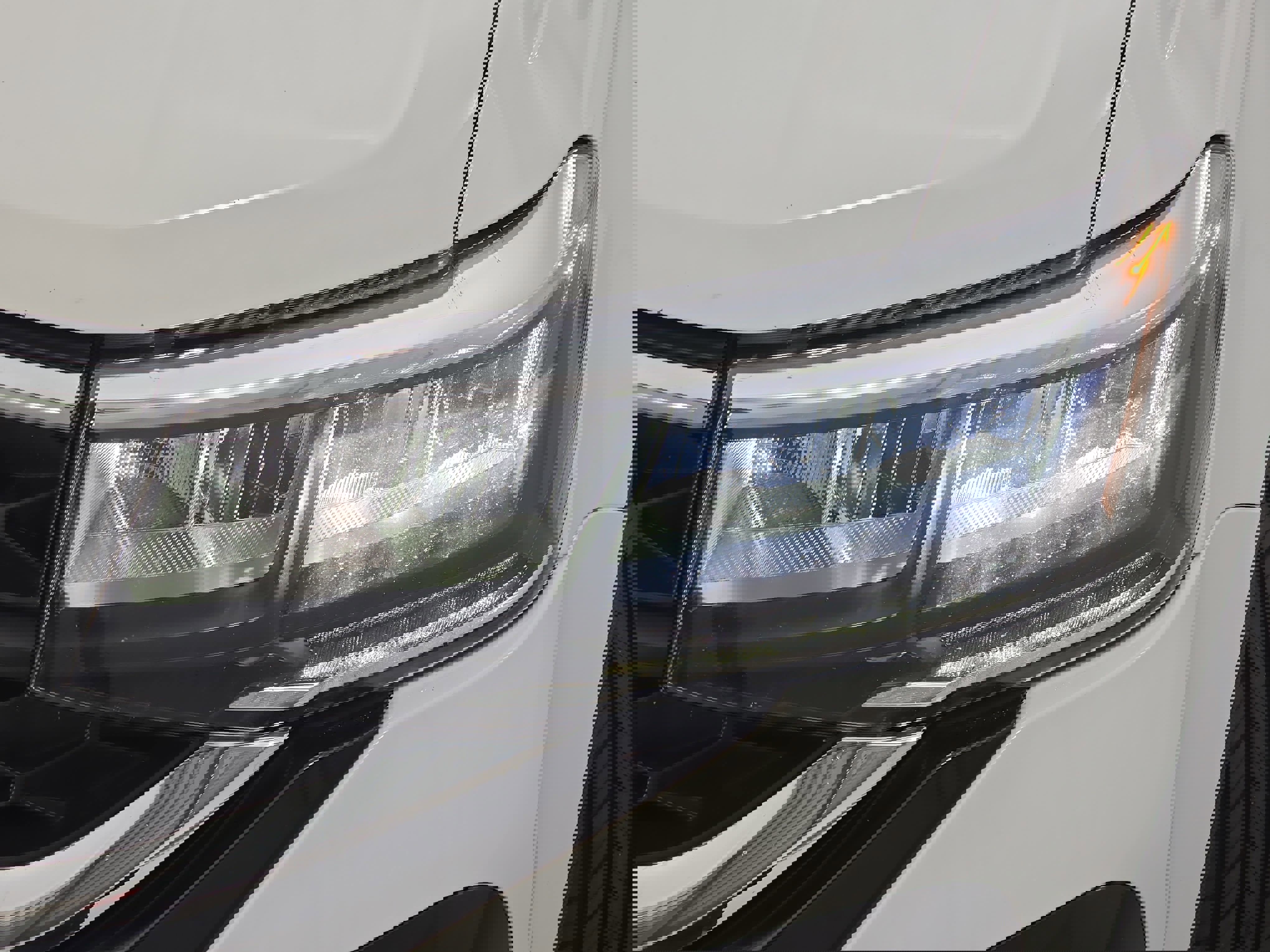 Certified 2022 Volkswagen Taos SE w/ IQ.Drive SE Package image 30