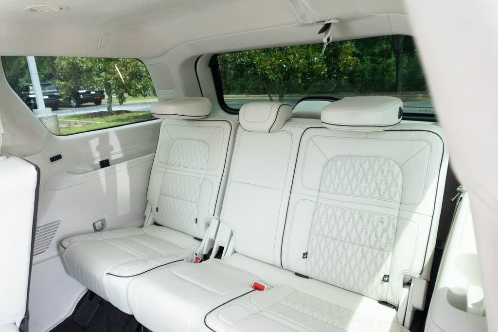 Used 2020 Lincoln Navigator Black Label AWD/4WD image 26