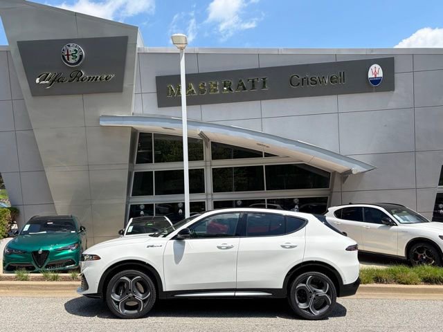 New 2026 Alfa Romeo Tonale w/ Active Assist Package AWD/4WD image 8