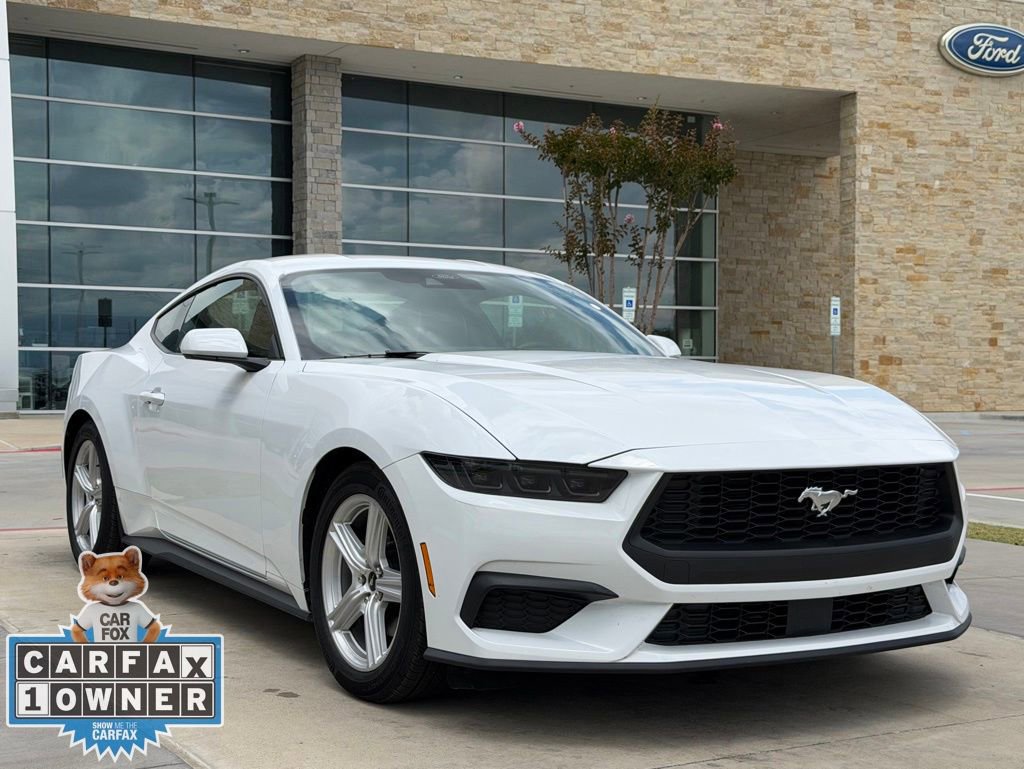Used 2026 Ford Mustang Premium RWD image 19