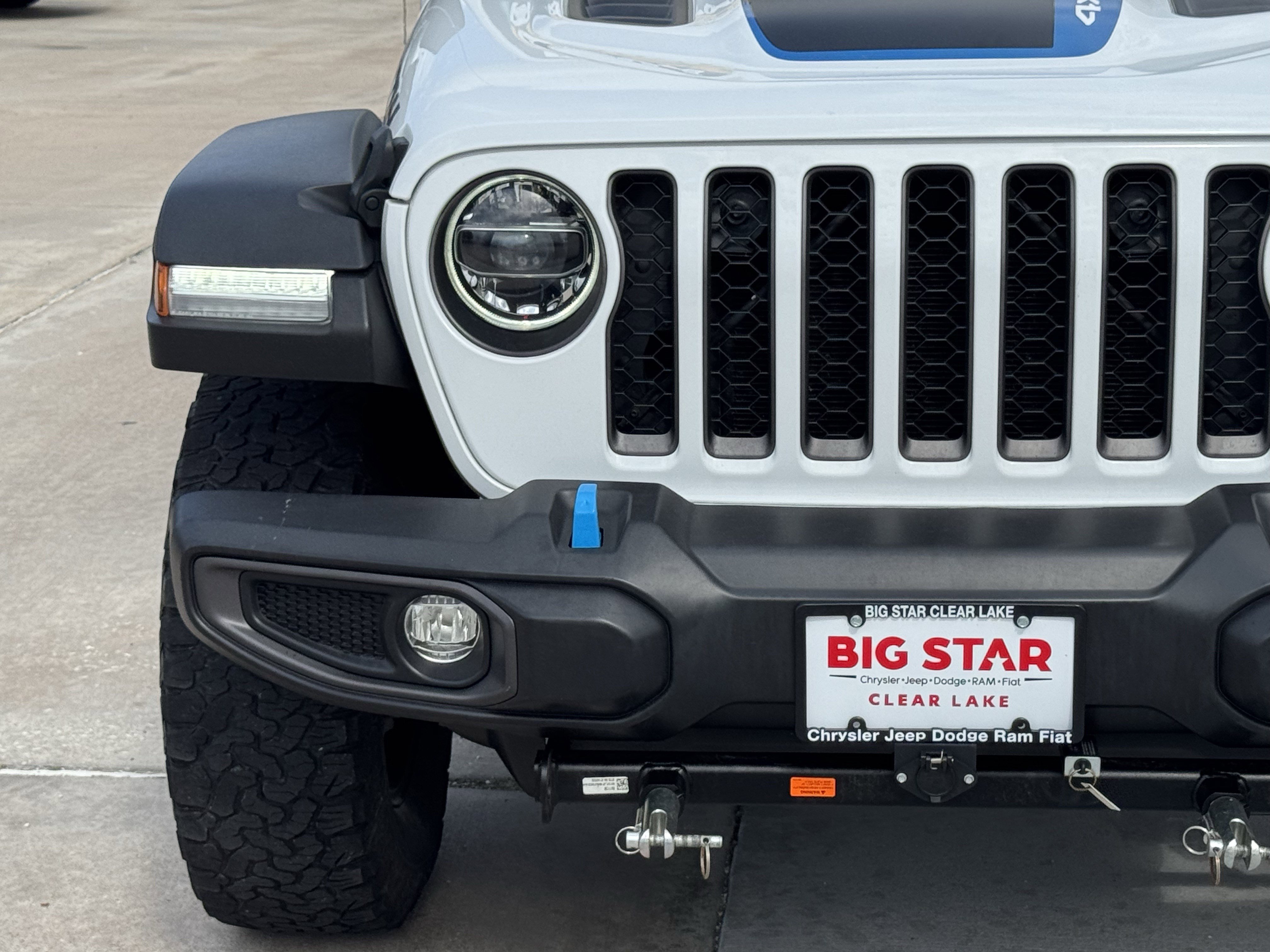 Used 2022 Jeep Wrangler Unlimited Rubicon 4xe w/ Cold Weather Group image 6