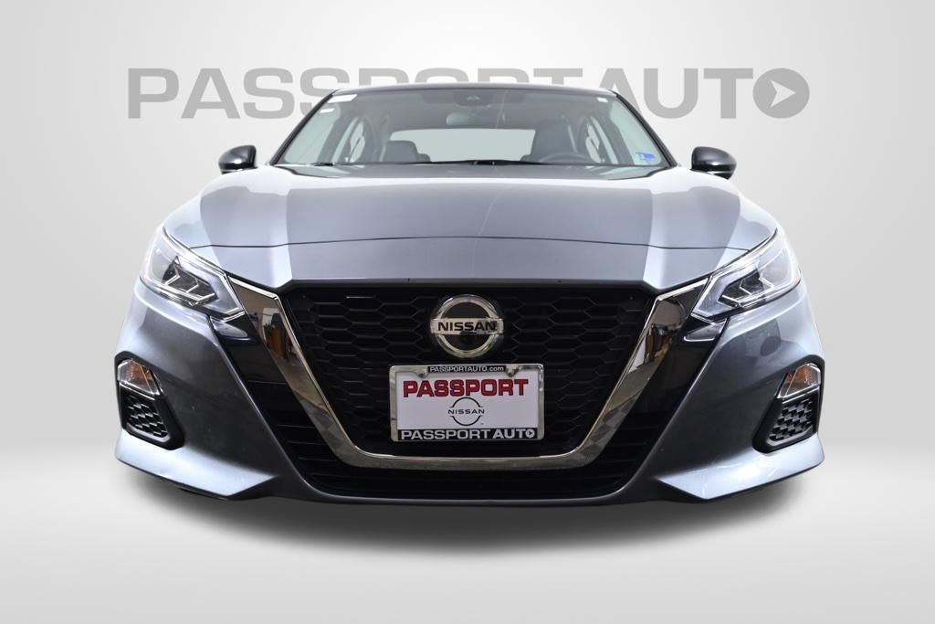 Used 2020 Nissan Altima 2.5 SR FWD image 2