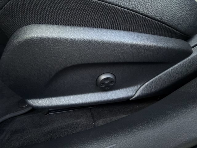 Used 2015 Mercedes-Benz C 300 4MATIC Sedan image 26